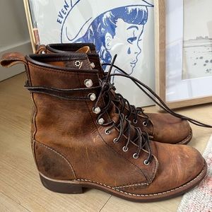 Red Wing Heritage Silversmith boot in copper! Gorgeous and well made boot.